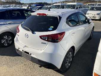 MAZDA DEMIO 2016 Image 5