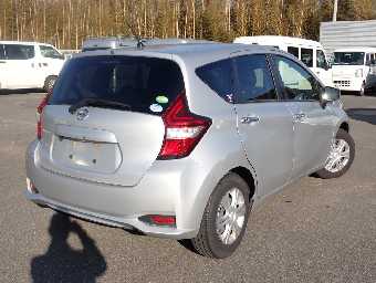 NISSAN NOTE 2016 Image 2