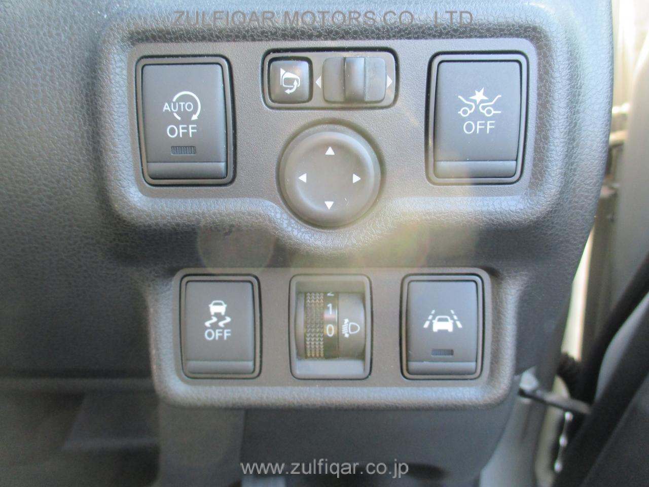 NISSAN NOTE 2016 Image 5