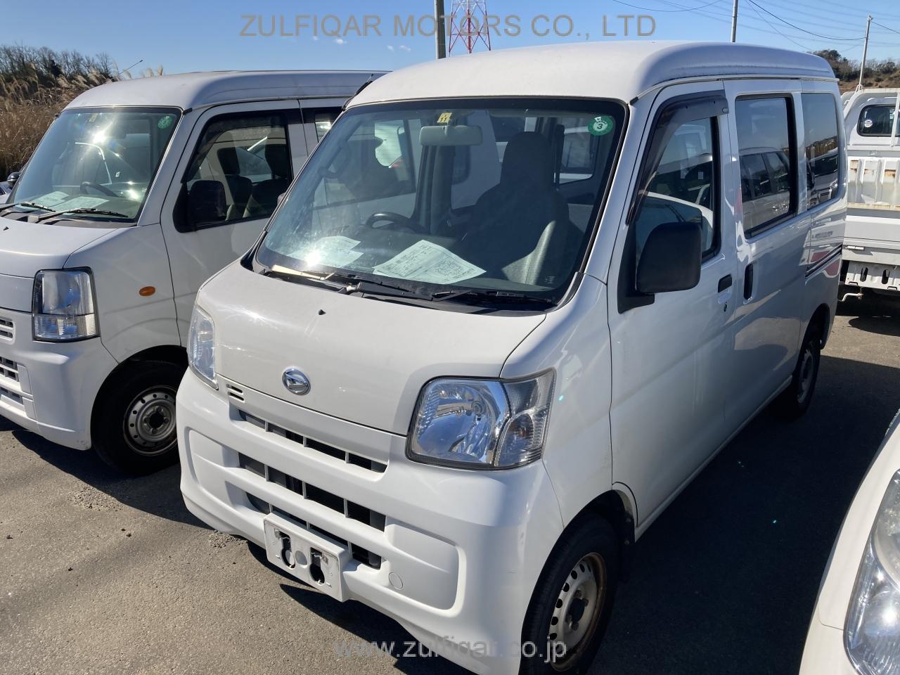 DAIHATSU HIJET CARGO 2016 Image 2