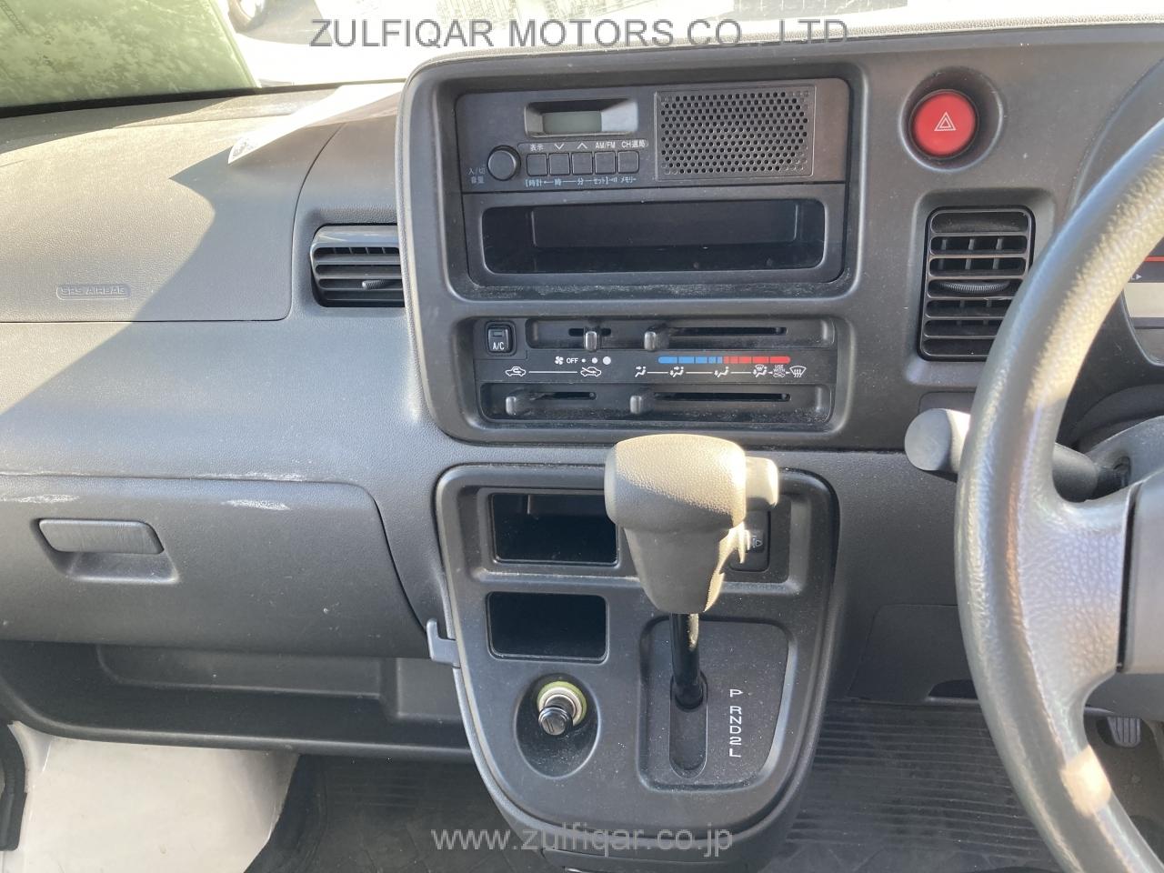 DAIHATSU HIJET CARGO 2016 Image 11