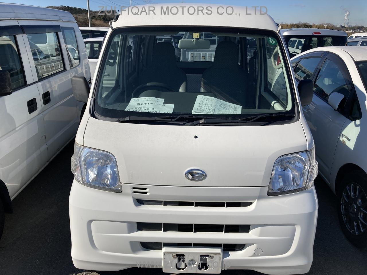 DAIHATSU HIJET CARGO 2016 Image 3