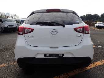 MAZDA DEMIO 2016 Image 5