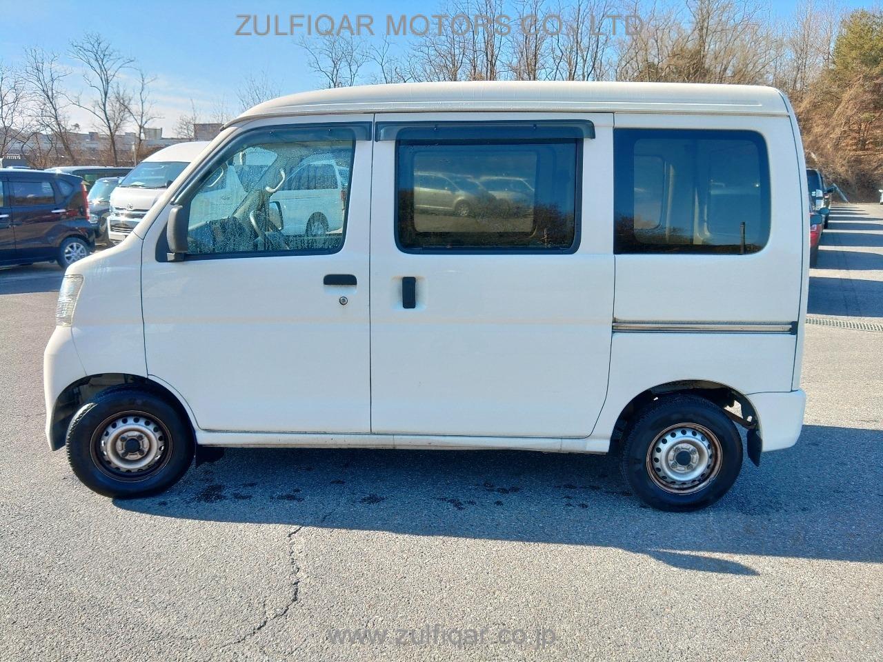 DAIHATSU HIJET CARGO 2017 Image 4