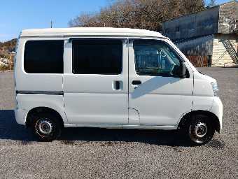 DAIHATSU HIJET CARGO 2017 Image 6