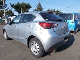 MAZDA DEMIO 2016 Image 2