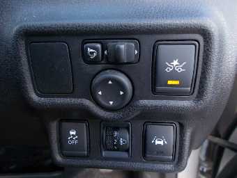 NISSAN NOTE 2016 Image 11