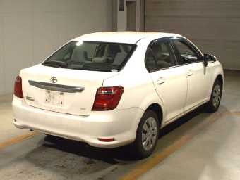 TOYOTA COROLLA AXIO 2016 Image 2