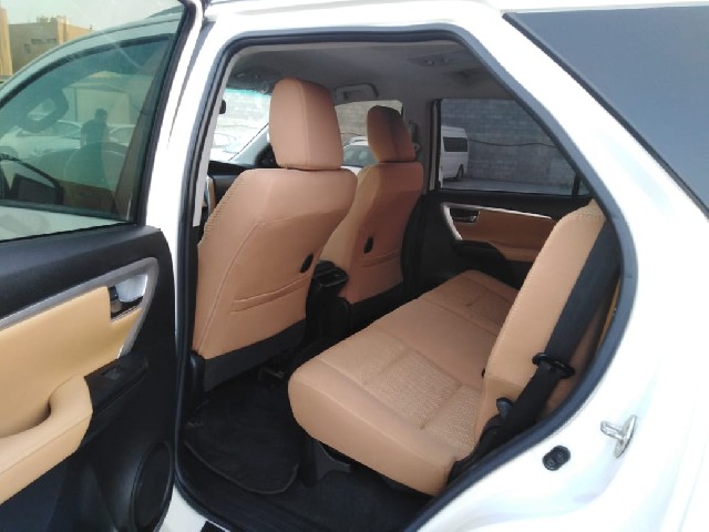 TOYOTA FORTUNER 2017 Image 19