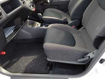 NISSAN A.D S/V 2017 Image 14