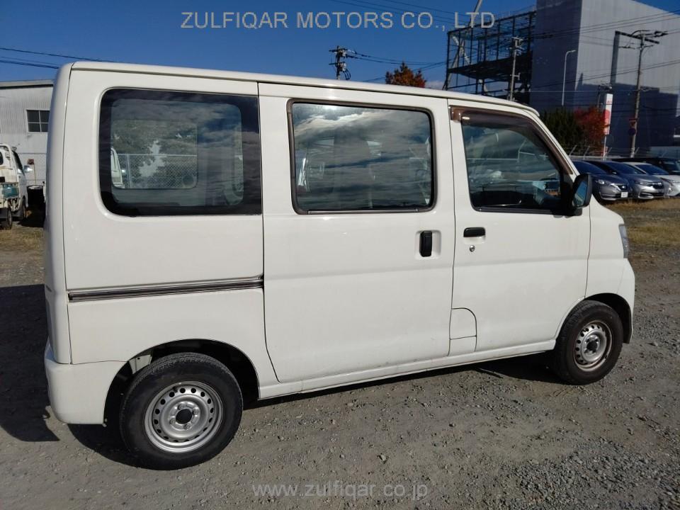 DAIHATSU HIJET CARGO 2016 Image 2