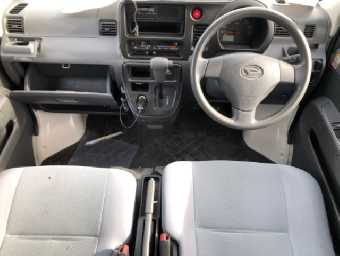 DAIHATSU HIJET CARGO 2016 Image 4