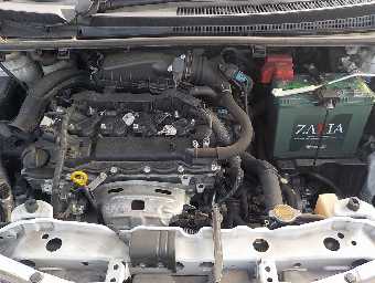 TOYOTA VITZ 2014 Image 14