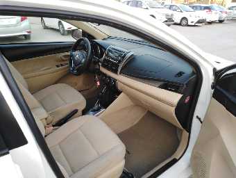 TOYOTA YARIS 2017 Image 12