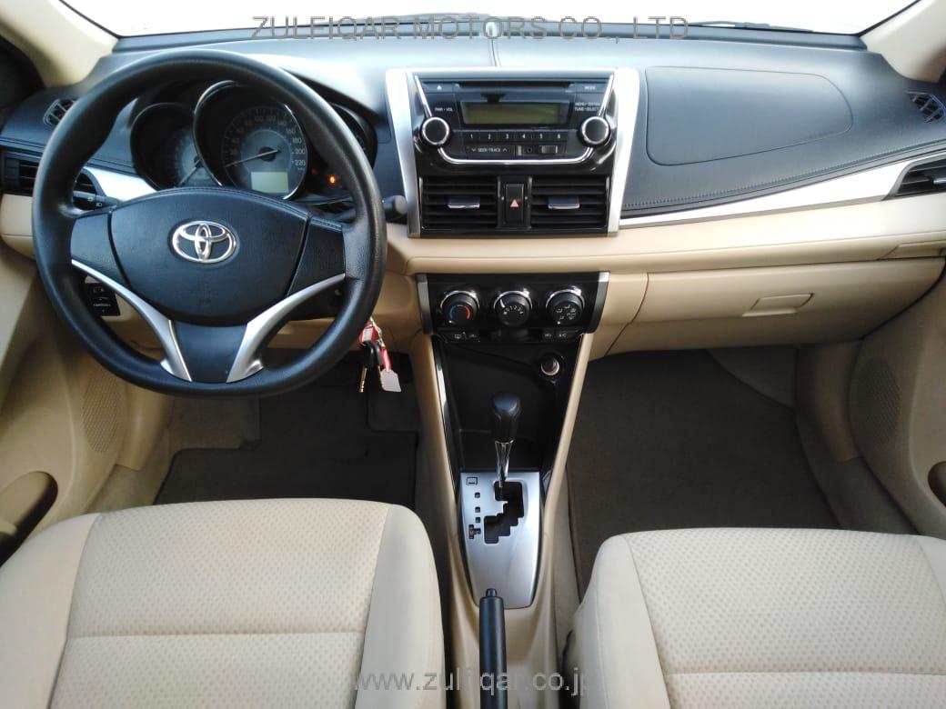 TOYOTA YARIS 2017 Image 10