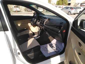 TOYOTA YARIS 2017 Image 12