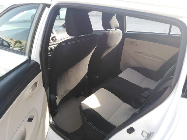 TOYOTA YARIS 2017 Image 19