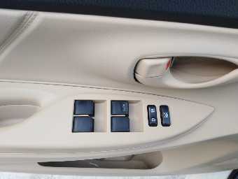 TOYOTA YARIS 2017 Image 15