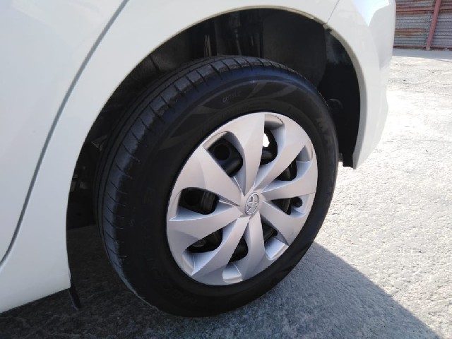 TOYOTA YARIS 2017 Image 22