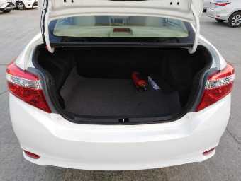 TOYOTA YARIS 2017 Image 9