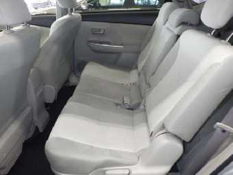 TOYOTA PRIUS ALPHA 2011 Image 8