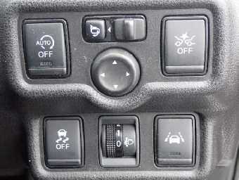 NISSAN NOTE 2017 Image 8