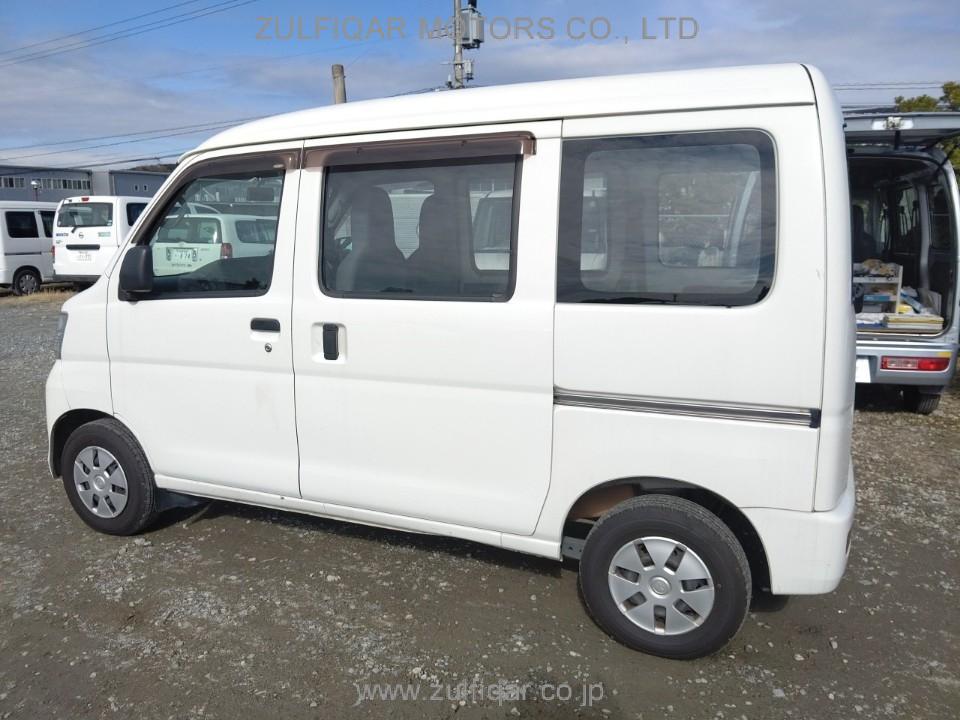 DAIHATSU HIJET CARGO 2017 Image 4