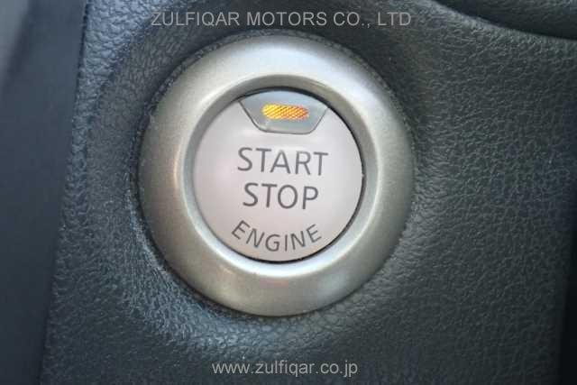 NISSAN NOTE 2016 Image 9
