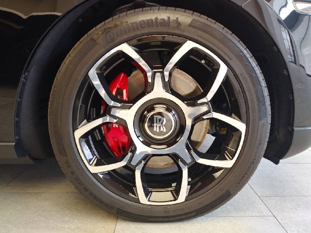 ROLLS ROYCE CULLINAN 2020 Image 19