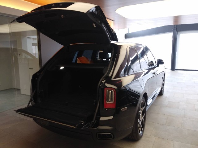 ROLLS ROYCE CULLINAN 2020 Image 35