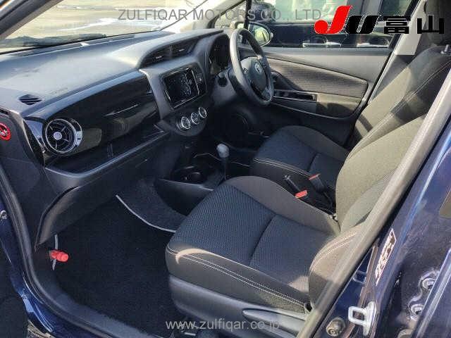 TOYOTA VITZ 2018 Image 3