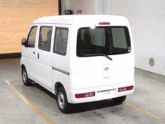DAIHATSU HIJET CARGO 2017 Image 2