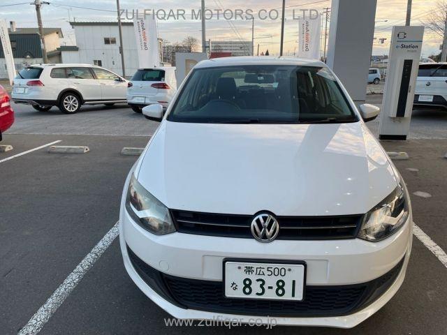 VOLKSWAGEN POLO 2010 Image 1