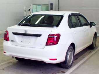 TOYOTA COROLLA AXIO 2017 Image 2