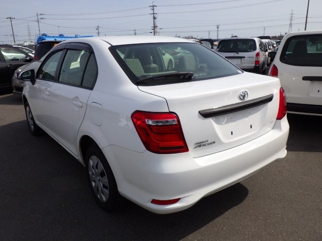 TOYOTA COROLLA AXIO 2017 Image 26