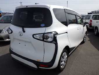 TOYOTA SIENTA 2016 Image 6