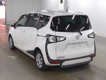 TOYOTA SIENTA 2016 Image 12