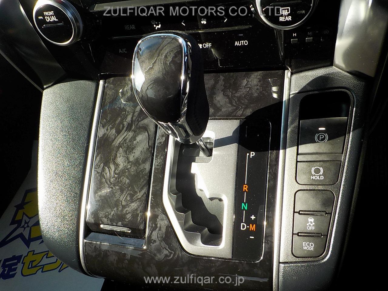 TOYOTA ALPHARD 2020 Image 12