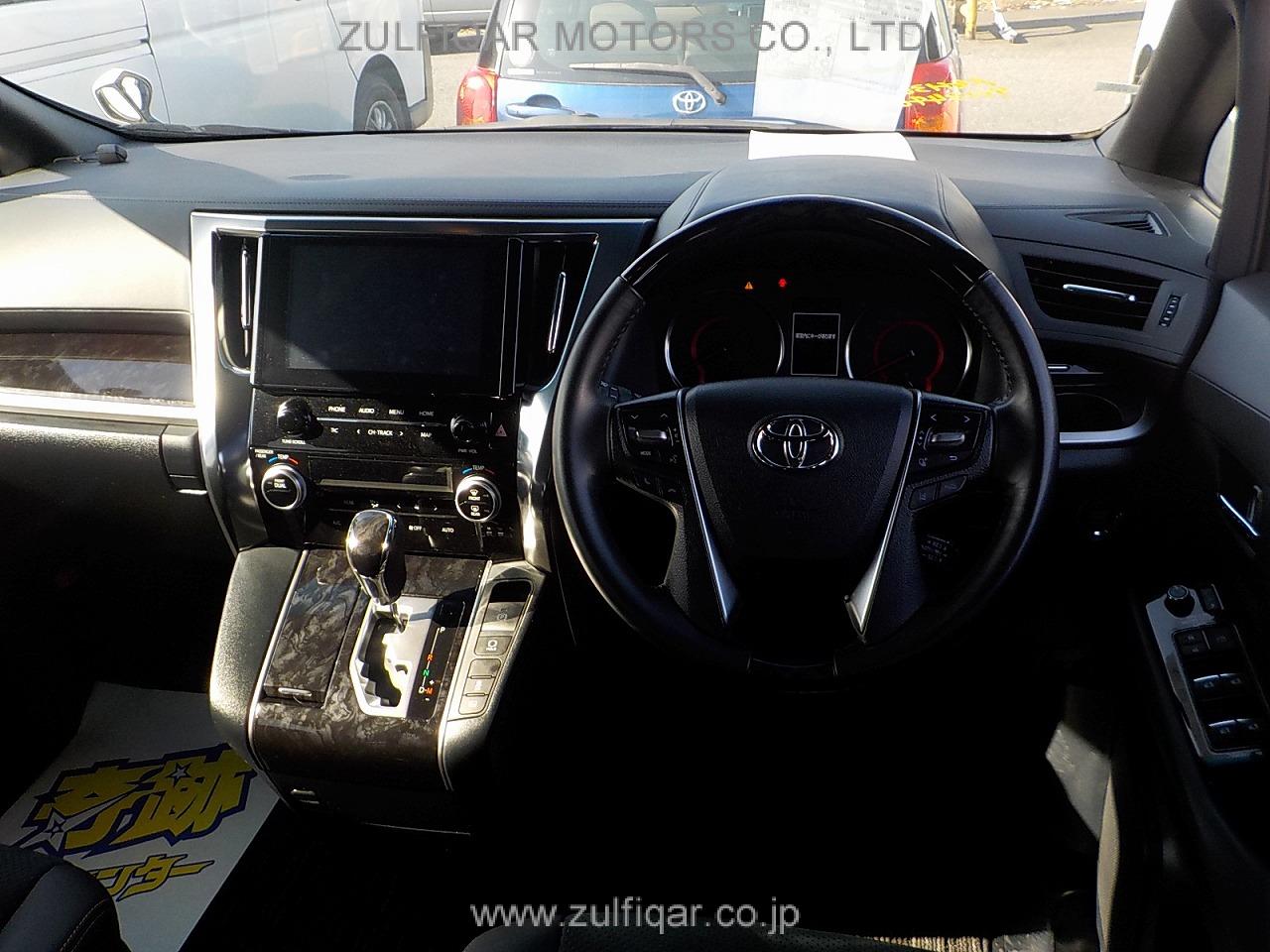 TOYOTA ALPHARD 2020 Image 10