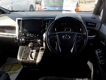 TOYOTA ALPHARD 2020 Image 10