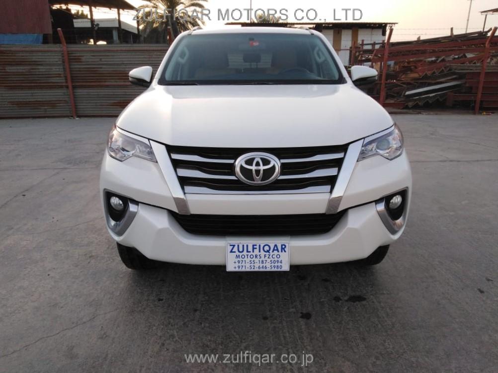 TOYOTA FORTUNER 2019 Image 2