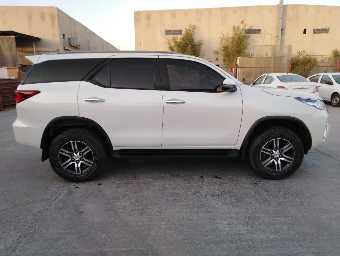 TOYOTA FORTUNER 2019 Image 4