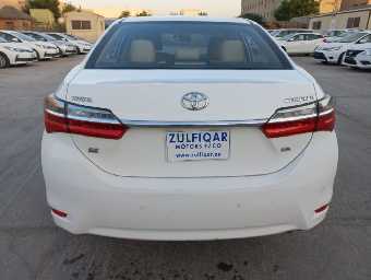 TOYOTA COROLLA 2019 Image 8