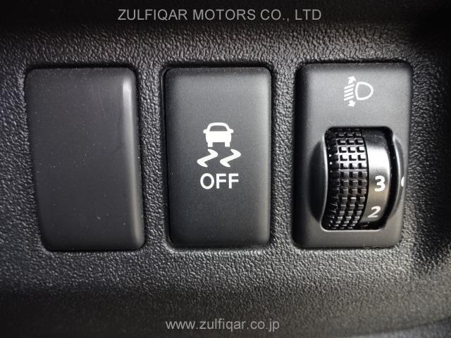 NISSAN MARCH 2017 Image 6
