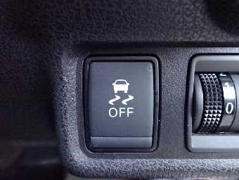 NISSAN NOTE 2017 Image 6