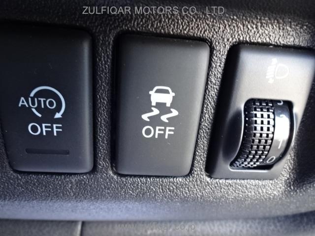 NISSAN LATIO 2017 Image 8