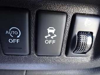 NISSAN LATIO 2017 Image 7