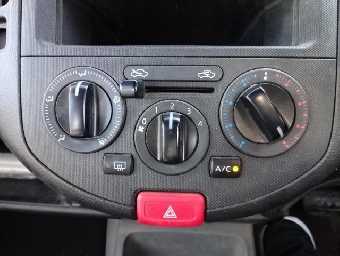 NISSAN A.D S/V 2016 Image 7