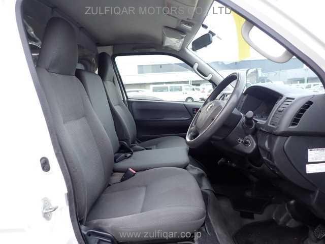 TOYOTA HIACE 2016 Image 5