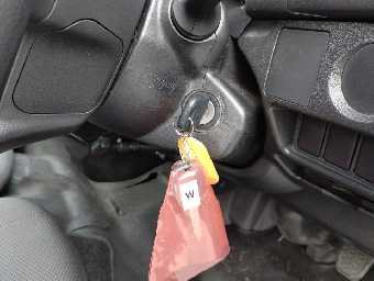 TOYOTA HIACE 2017 Image 12